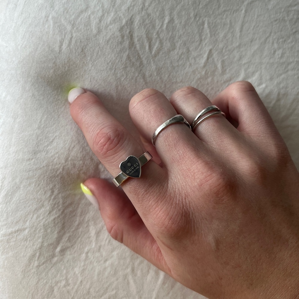 US size 6.5 Gucci Trademark Heart Ring